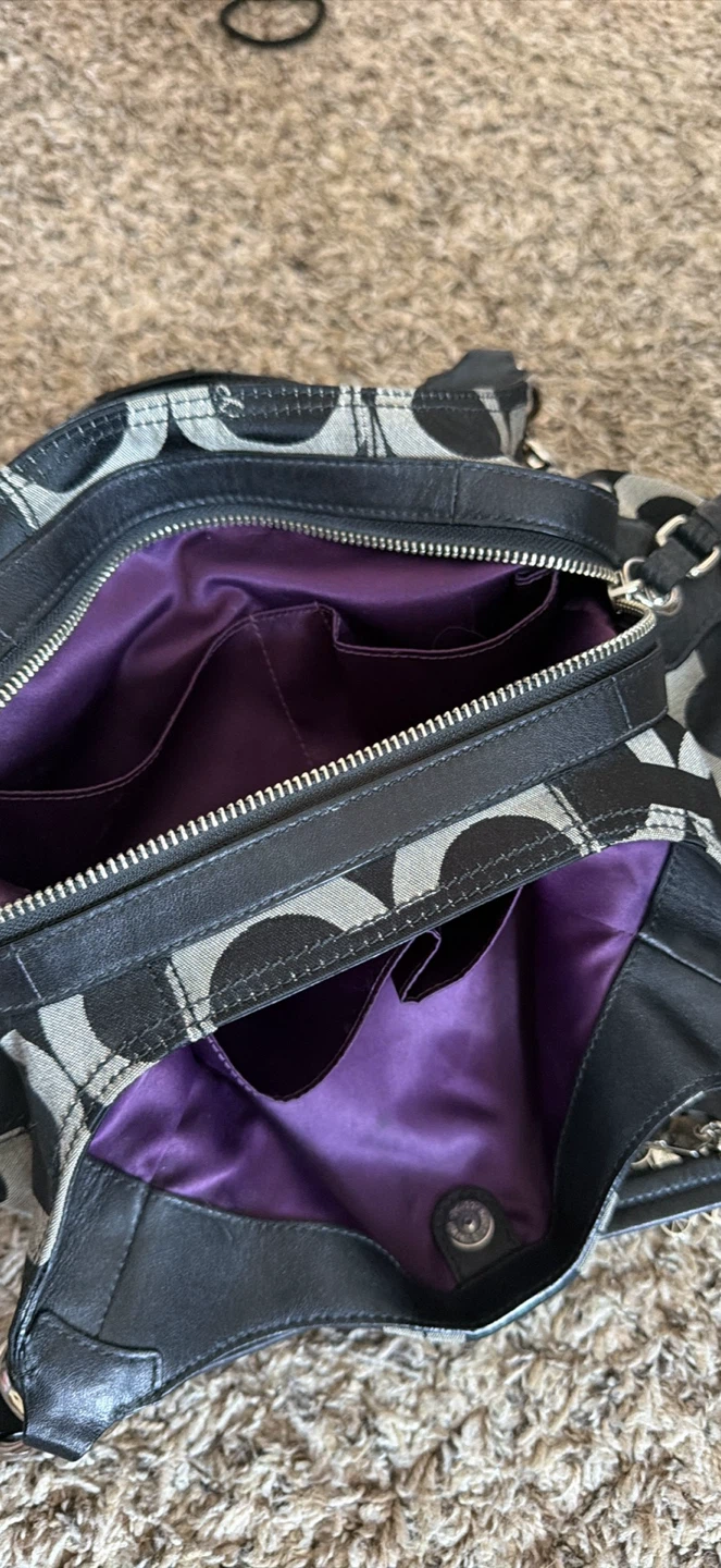 Coach Signature Hobo Bag - photo 2