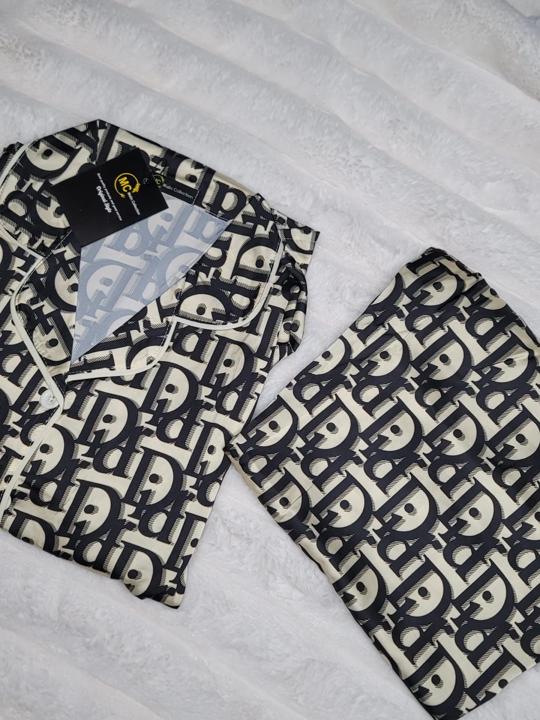 BRAND NEW IN BAG Women's Pajama Set