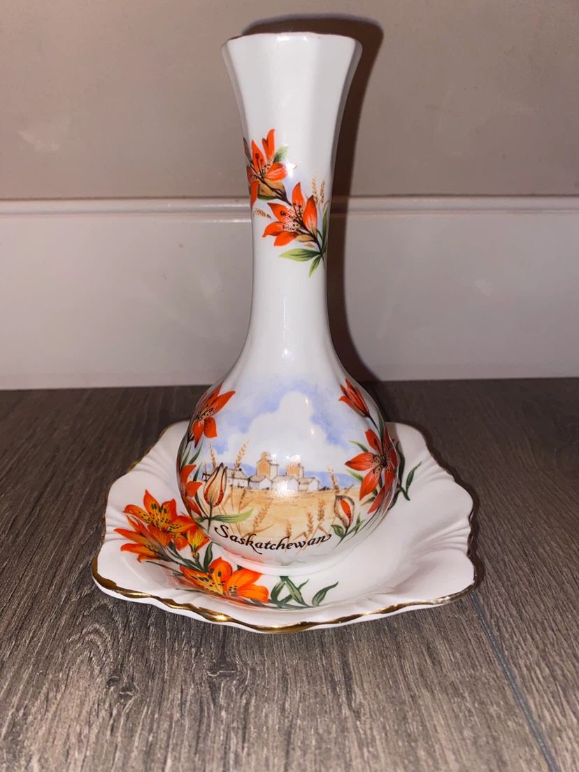 KS "Prairie Lily" Bone China Trinket Dish