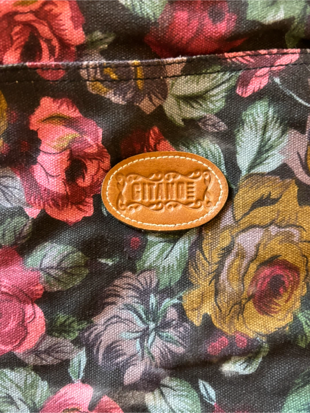 GITANO Floral Travel Bag - photo 2