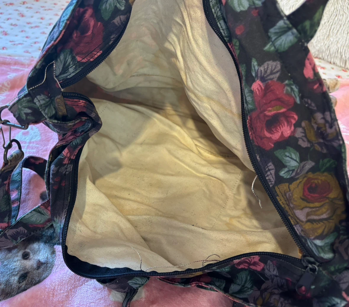 GITANO Floral Travel Bag - photo 4