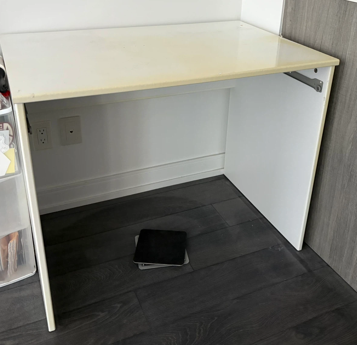 Desk for crafts