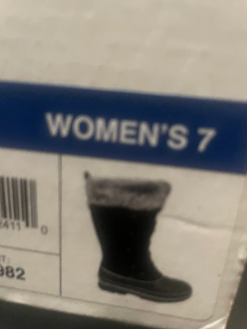 Black Women's Winter Boots Size 7 - photo 2