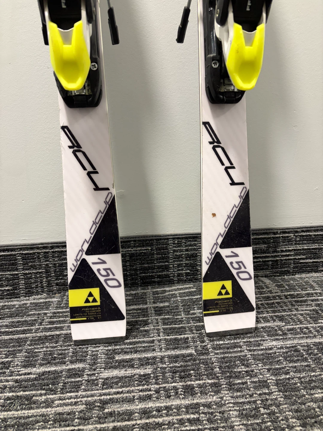 Fischer Worldcup RC 150cm Skis with Bindings - photo 2