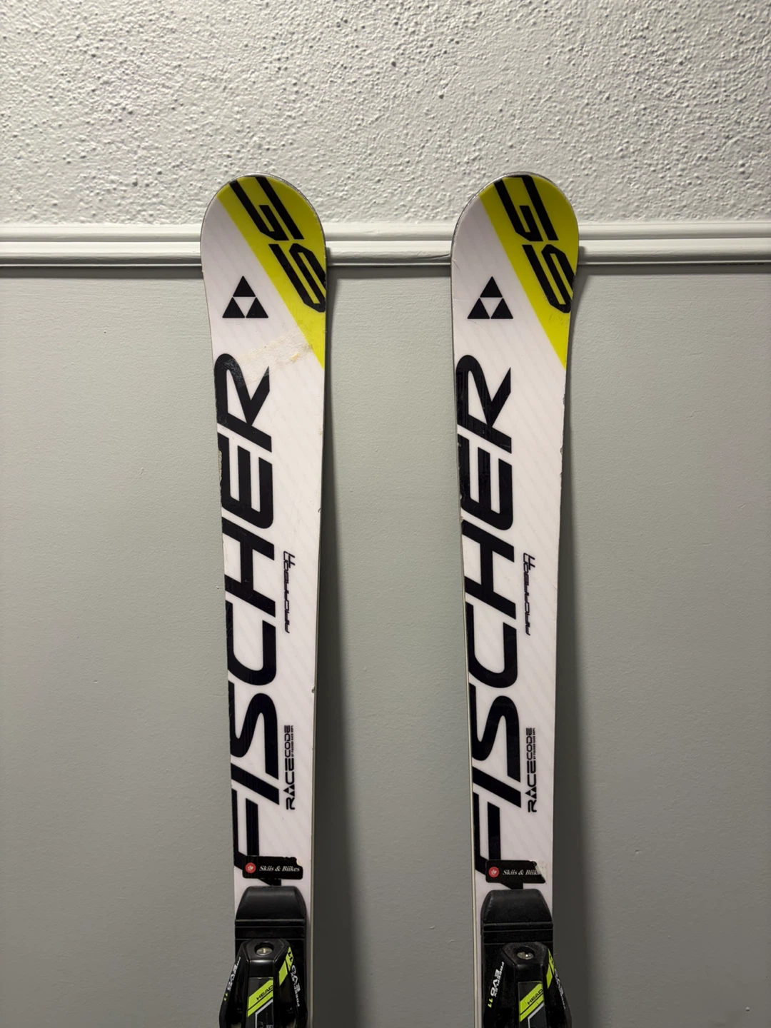 Fischer Worldcup RC 150cm Skis with Bindings - photo 4