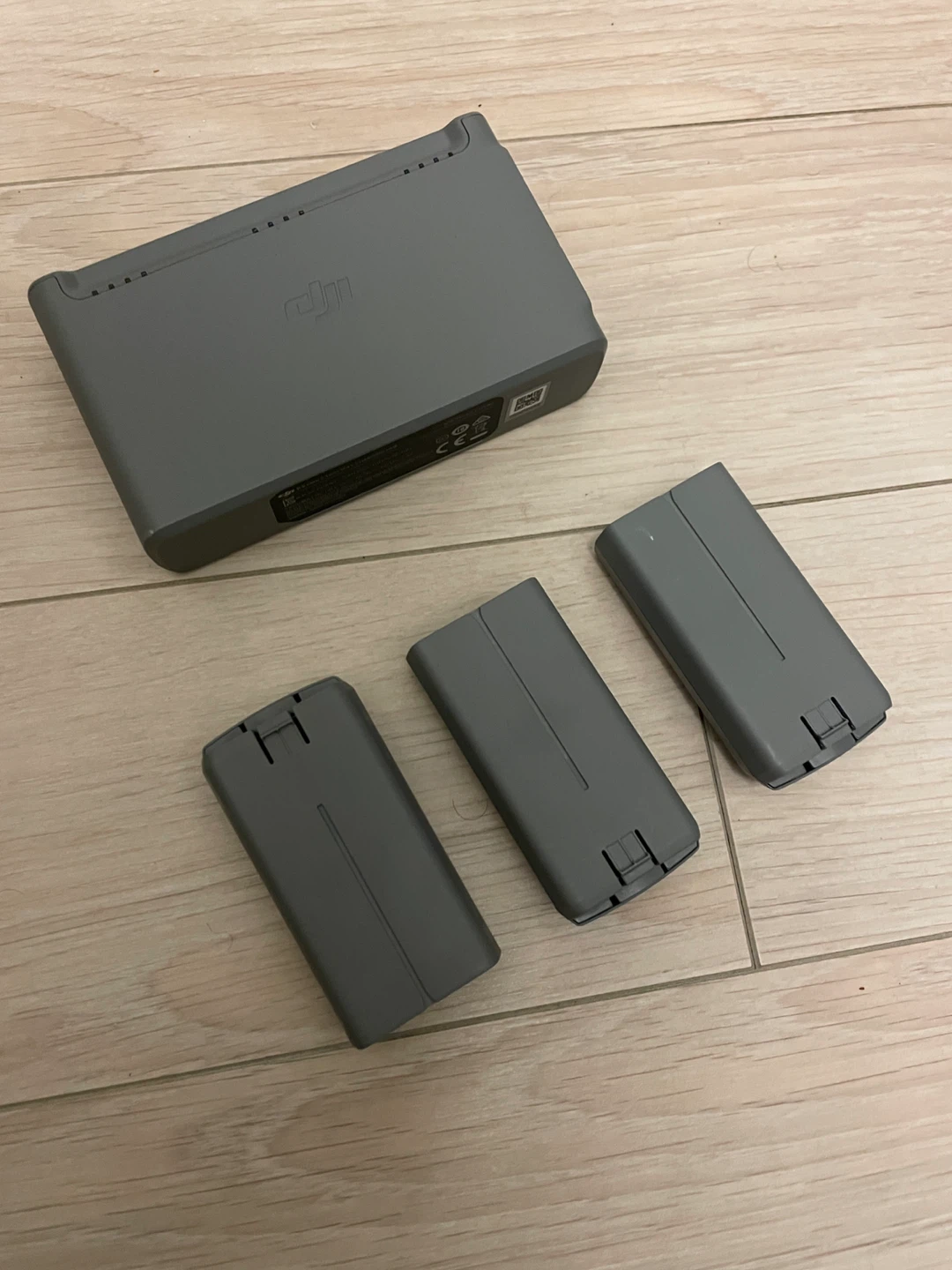 Original DJI mavic Mini 2 or SE batteries