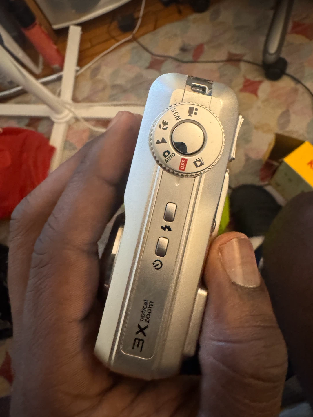 Kodak EasyShare C633 Digital Camera - photo 3
