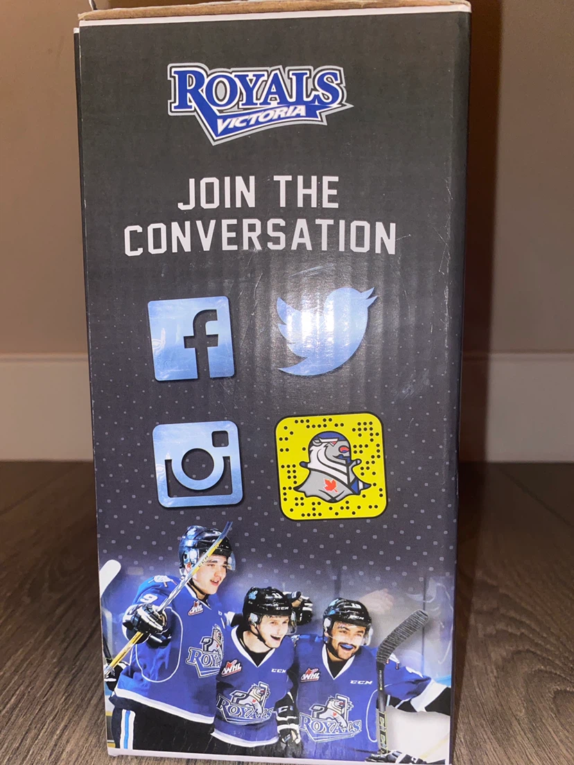 Matthew Phillips Limited Edition Bobblehead - Victoria Royals - photo 4