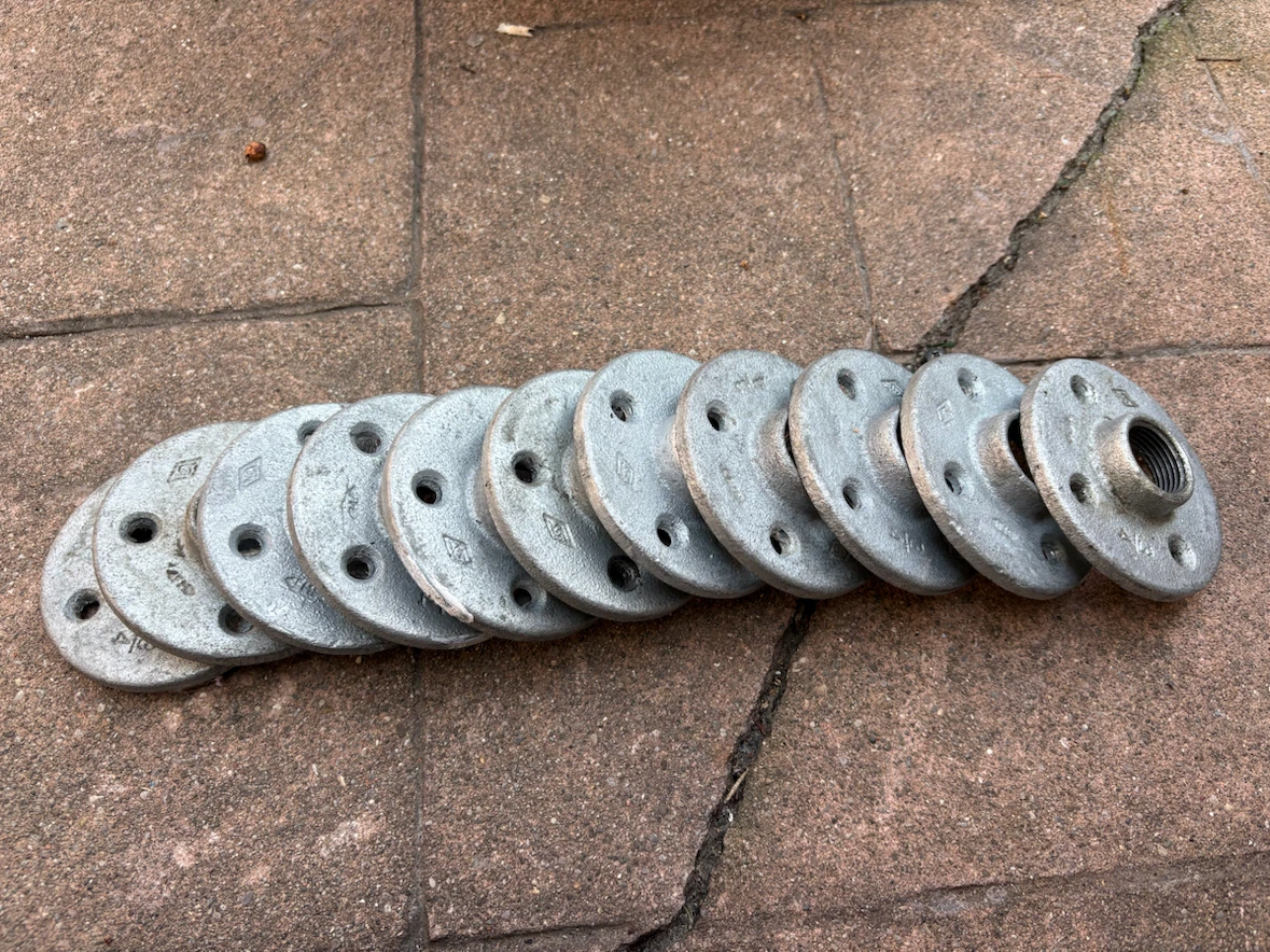 Assorted Pipe Fittings and Flanges - photo 4