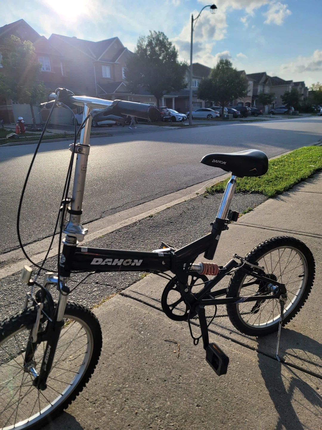 DAHON Folding Bike – 20” – 7 Speed – - photo 4