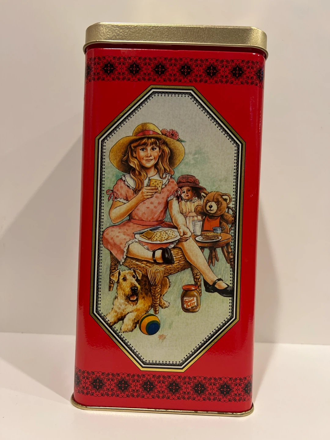 Christie's Premium Plus Limited Edition Cracker Tin - photo 2