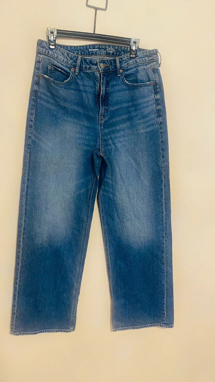 Old Navy extra high rise sky hi wide leg jeans size 10