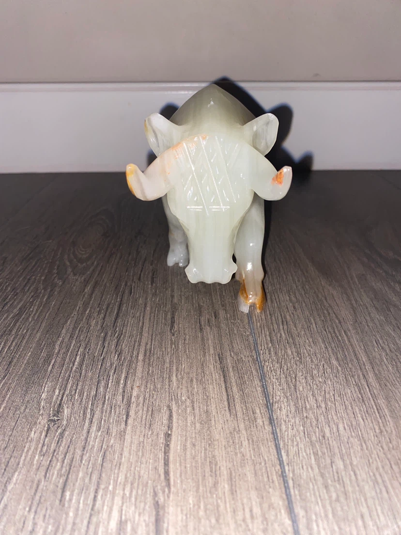 Onyx Bull Figurine - photo 2