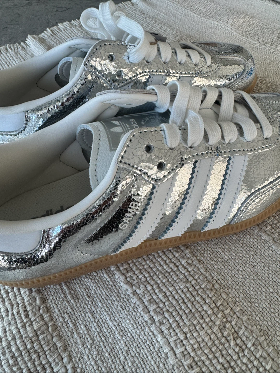 Brand New Adidas Samba OG Silver Cracked Metallic - photo 2