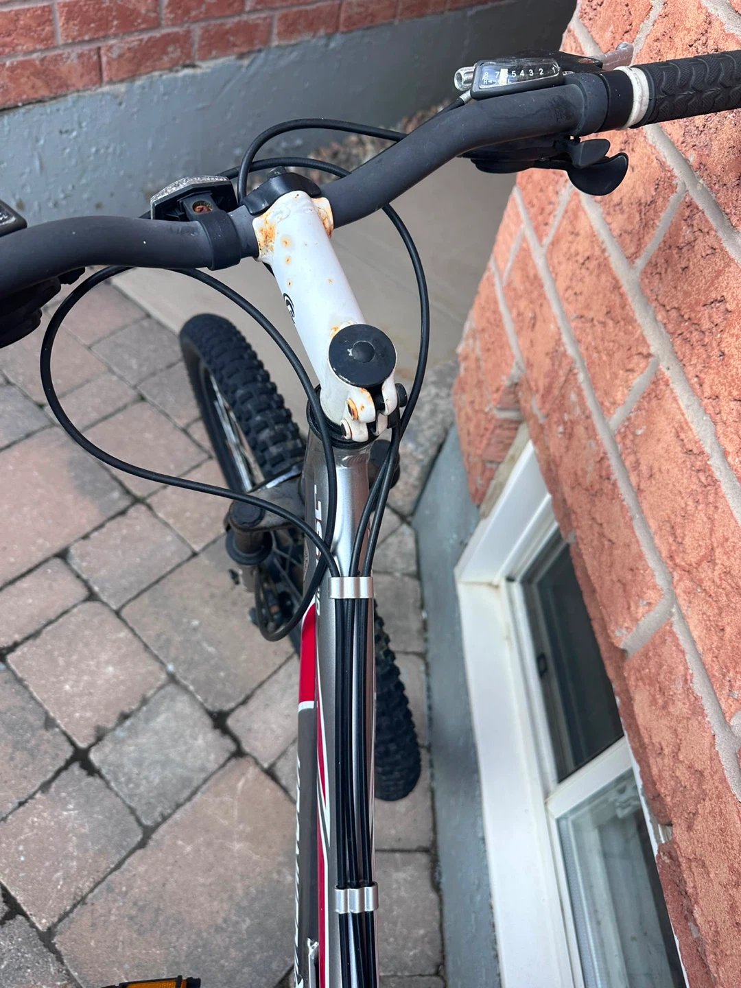 Kranked Dual Suspension Mountain Bike