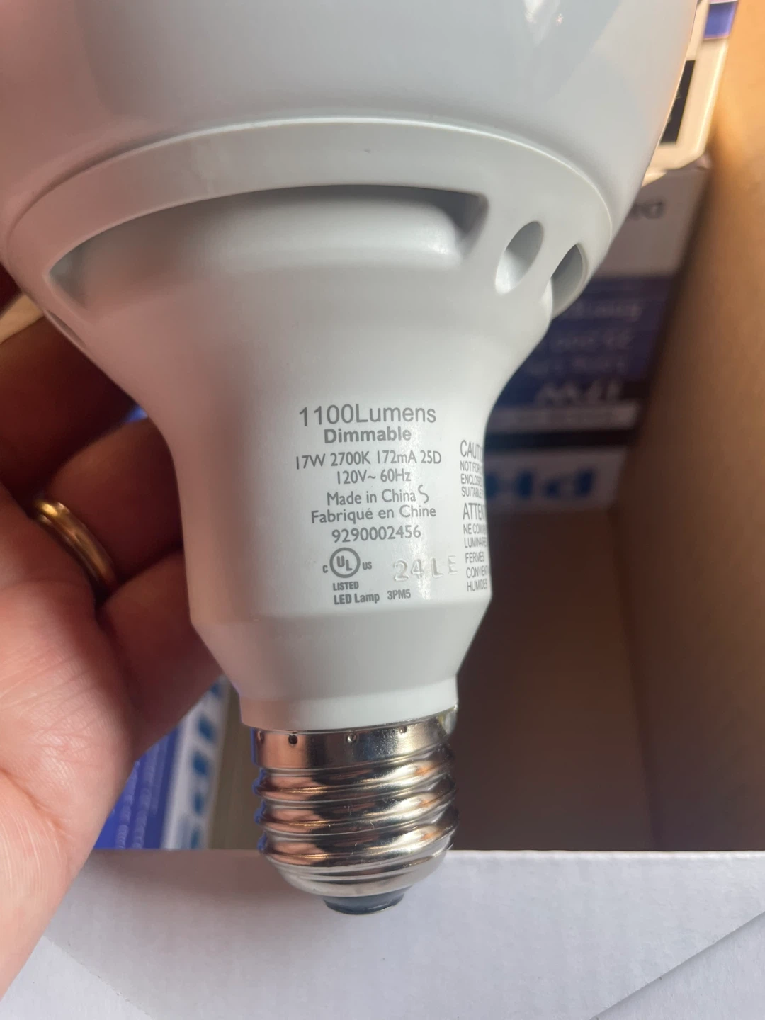 Philips PAR38 LED Flood Light 17W Warm White Dimmable - photo 4