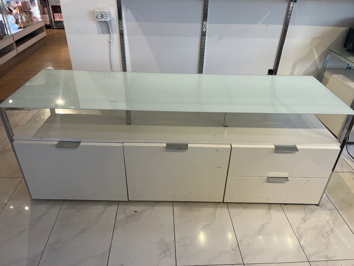 EQ3 White TV Stand with Glass Top