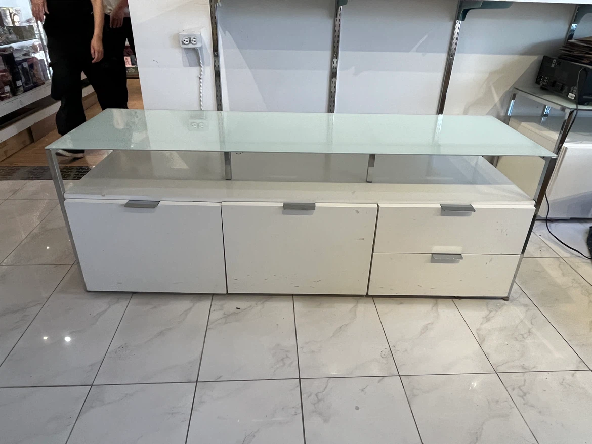 EQ3 White TV Stand with Glass Top - photo 4