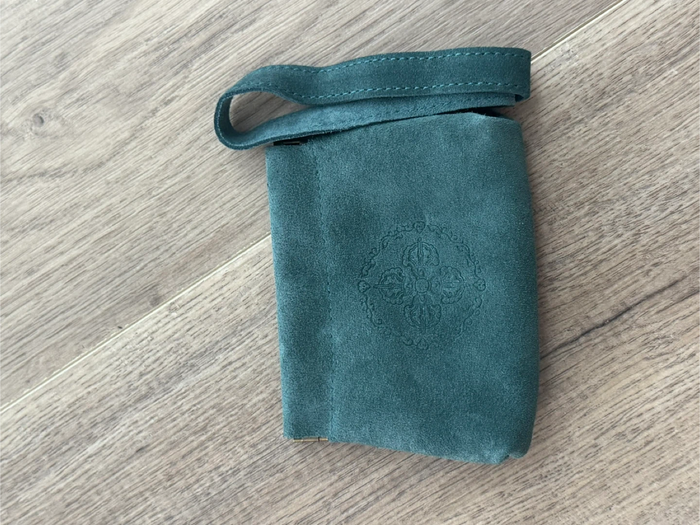 Brand New Genuine Suede Leather Squeeze Coin Pouch - photo 2