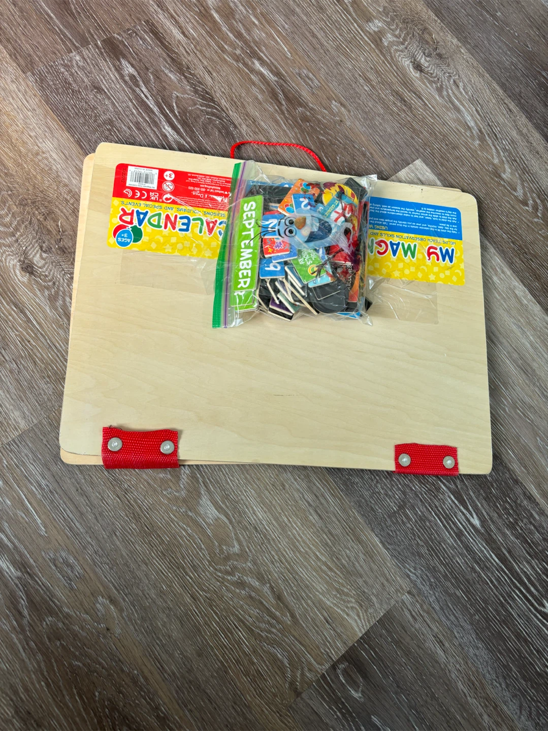 Melissa & Doug My Daily Calendar Wooden Magnetic Board - photo 2