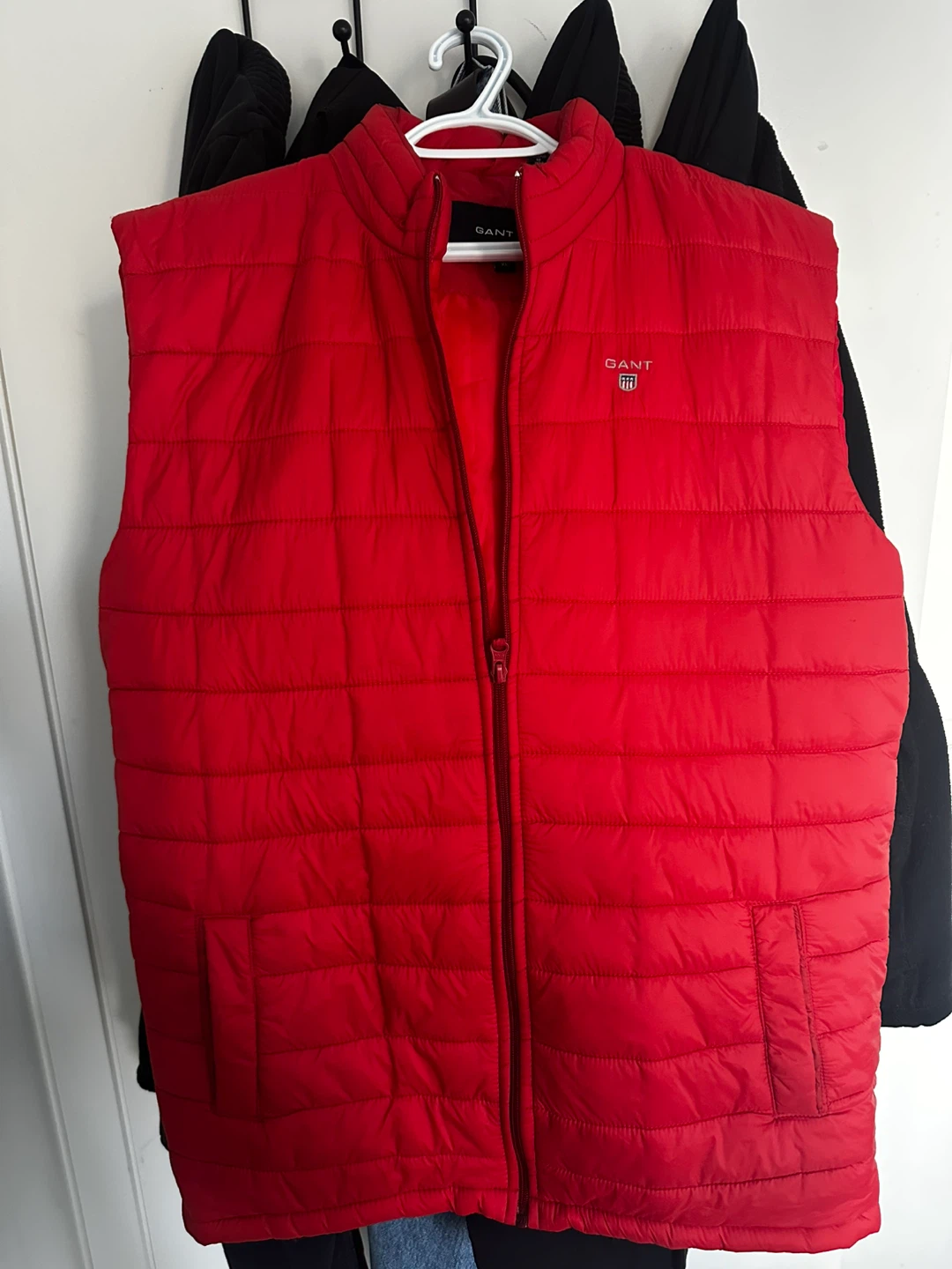 Gant Red Puffer Vest