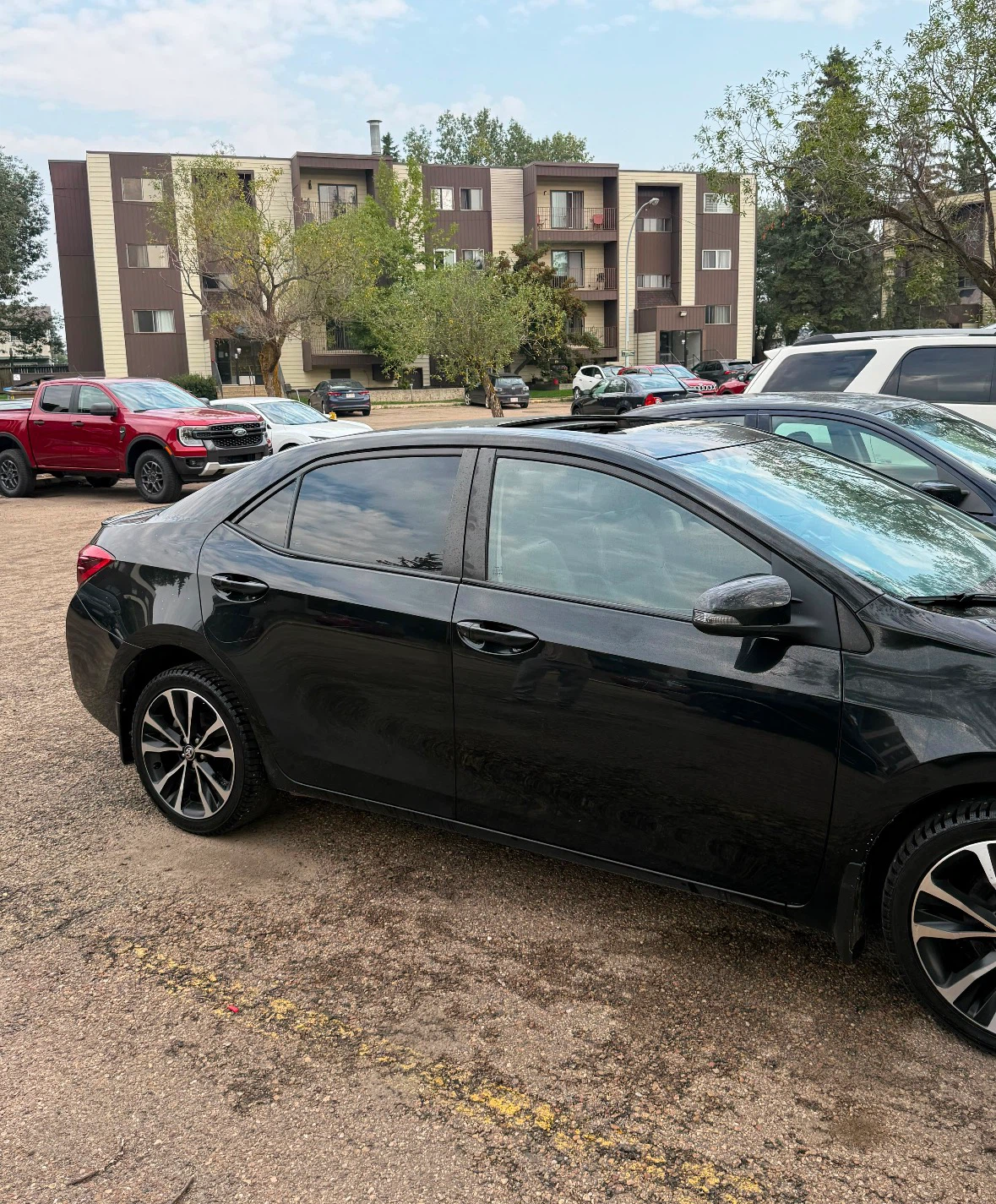 2017 Toyota Corolla SE Sedan - photo 3