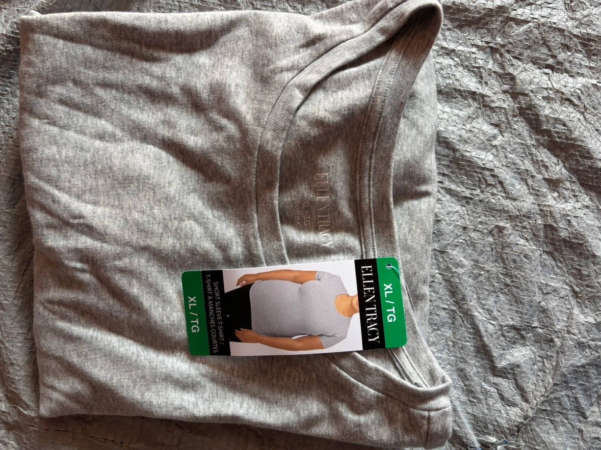 Ellen Tracy grey short sleeve supima cotton t-shirt XL