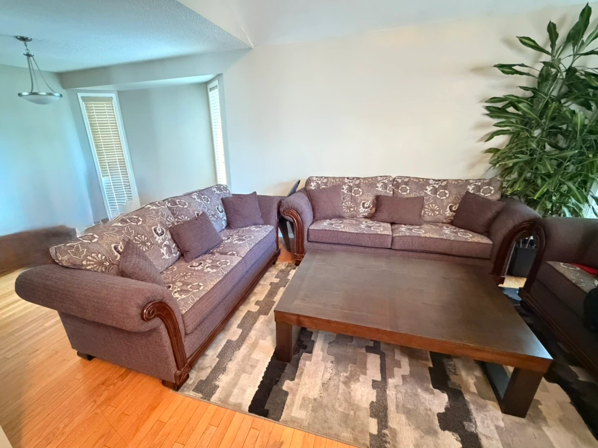 Three piece floral patterned sofa set in brown - photo 2