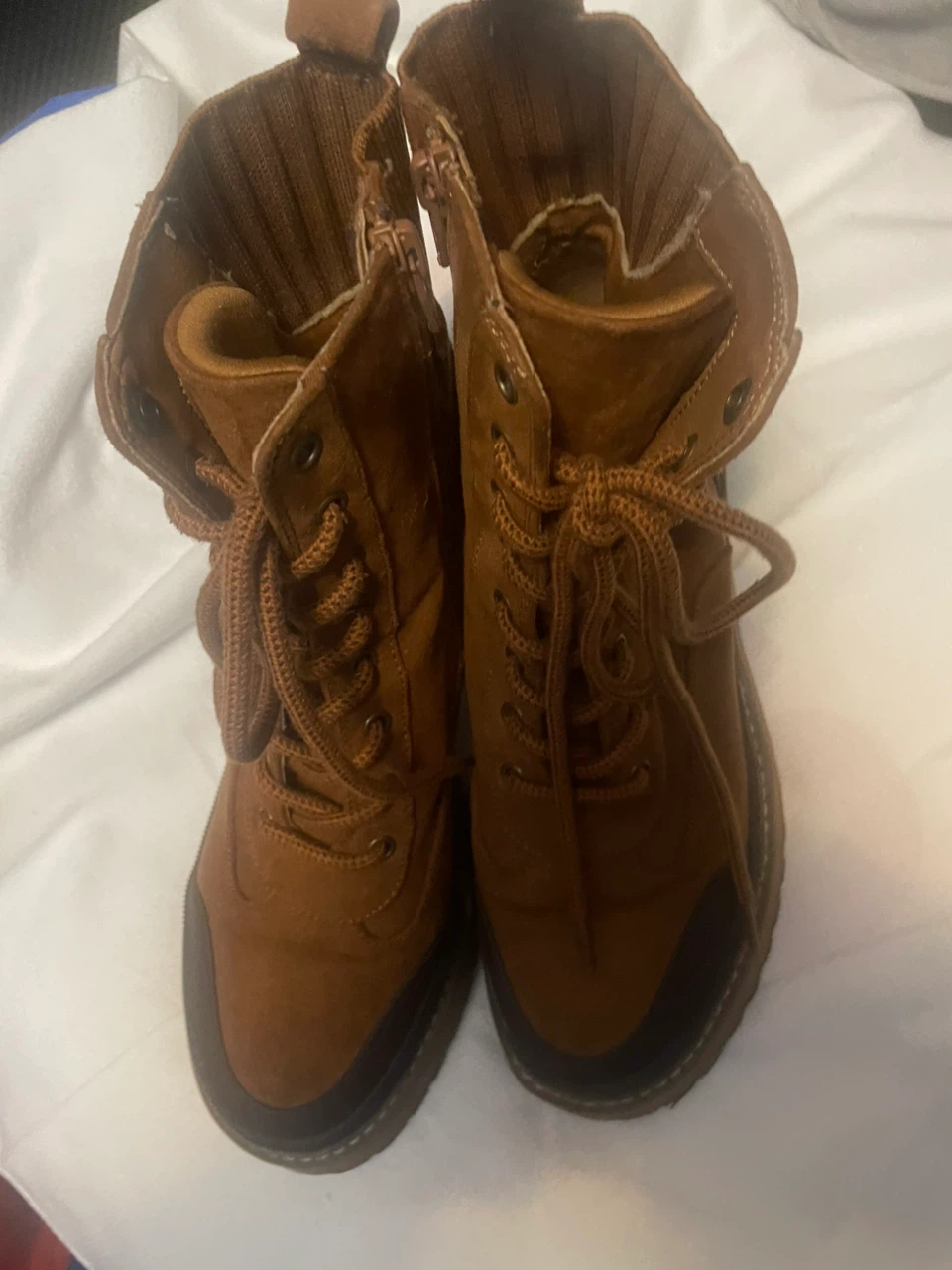 Brown heeled combat boots - photo 2