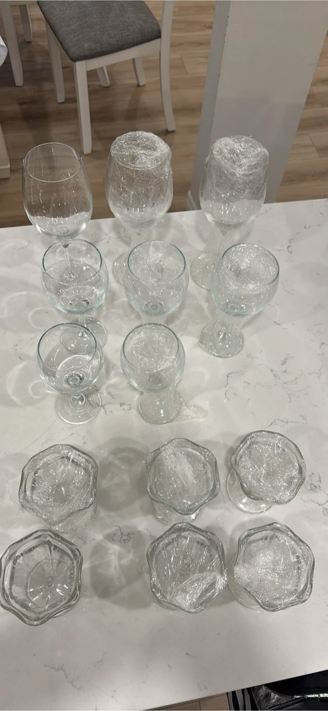 Various sizes of Glassware Set and dessert bowls.