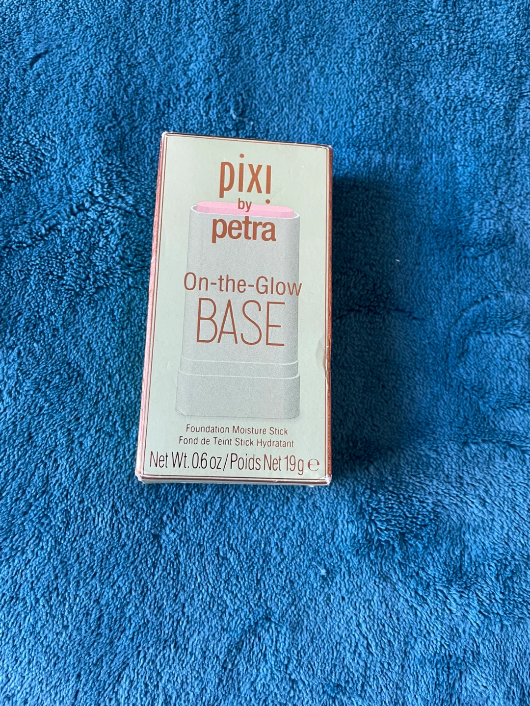 Pixi by Petra On-the-Glow Base Foundation Moisture Stick