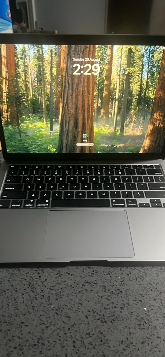 Apple MacBook Air 128Gigs!! - photo 2