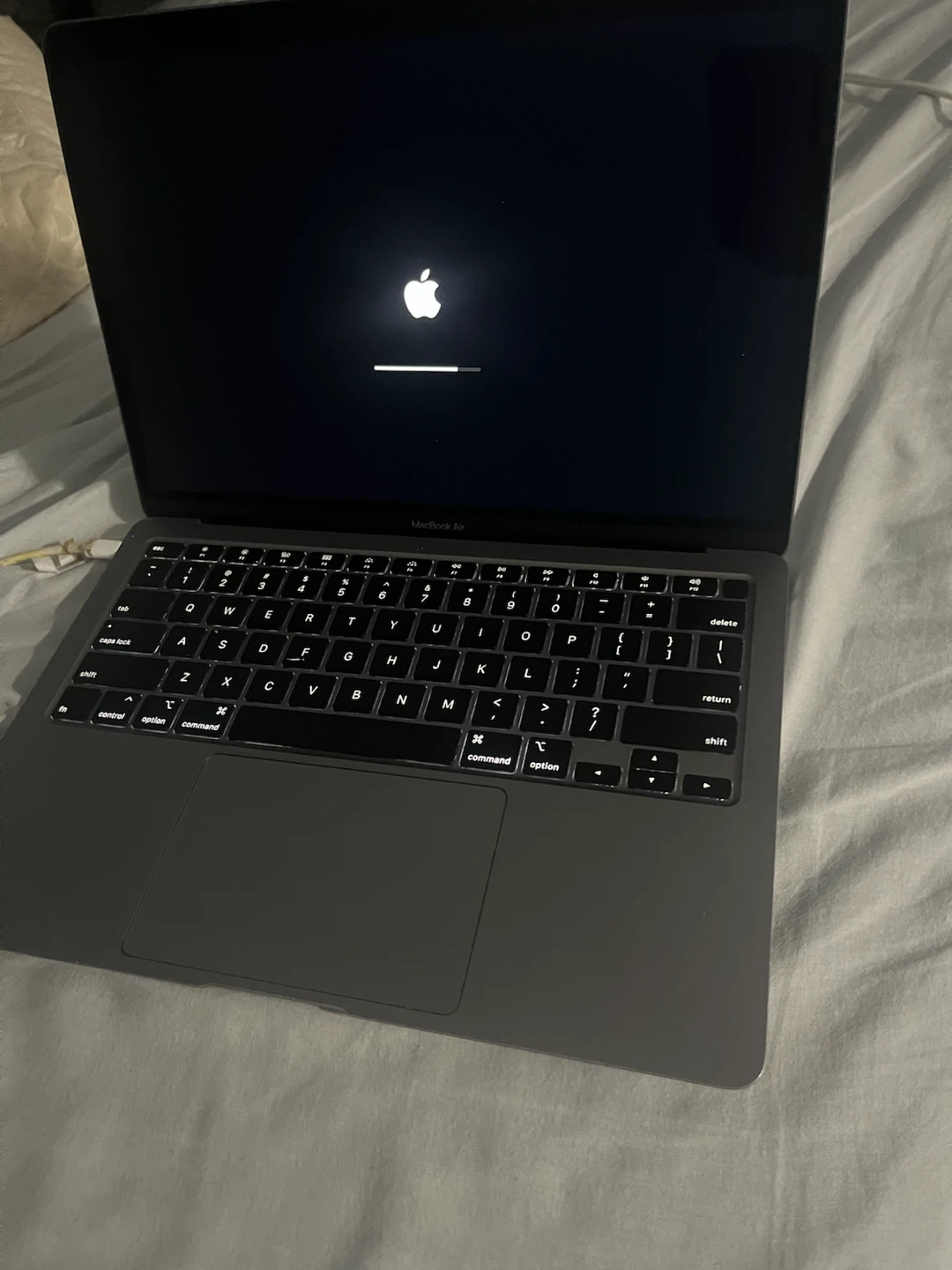 Apple MacBook Air 128Gigs!! - photo 5