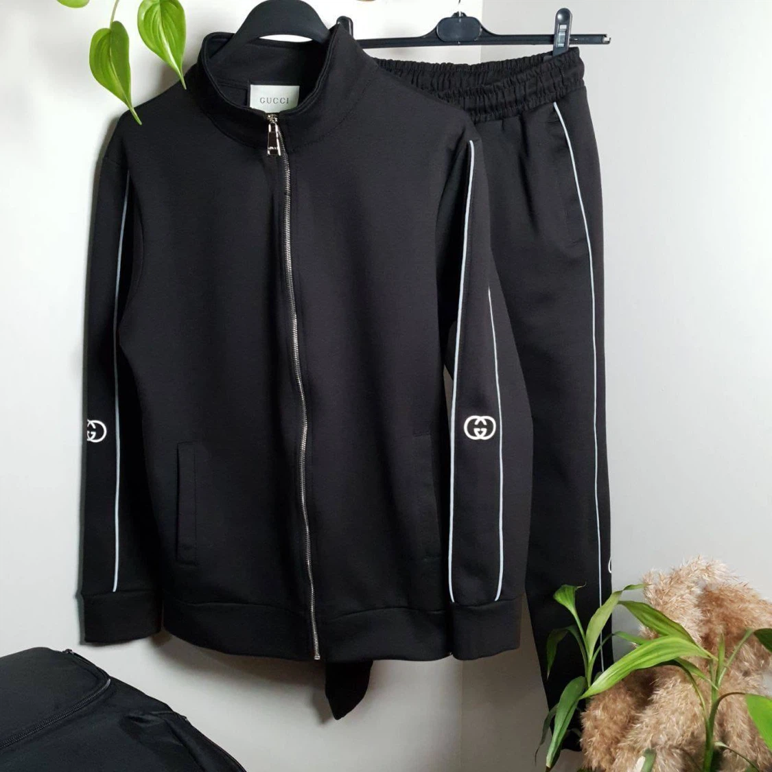 Gucci men's tracksuit set