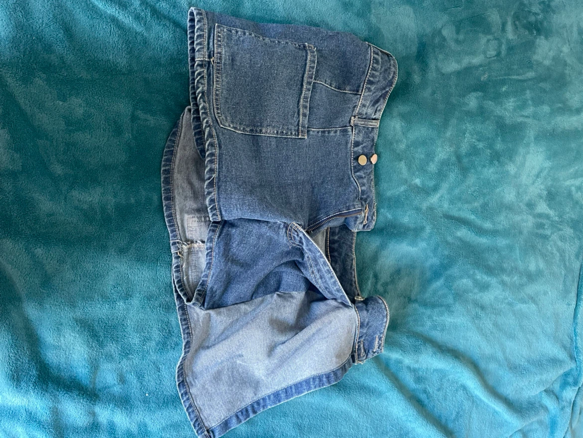 No Boundaries Denim Jumpsuit Size M (7-9) - photo 2