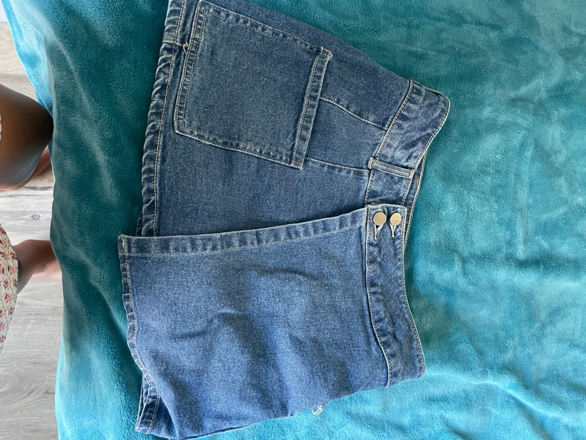 No Boundaries Denim Jumpsuit Size M (7-9) - photo 5