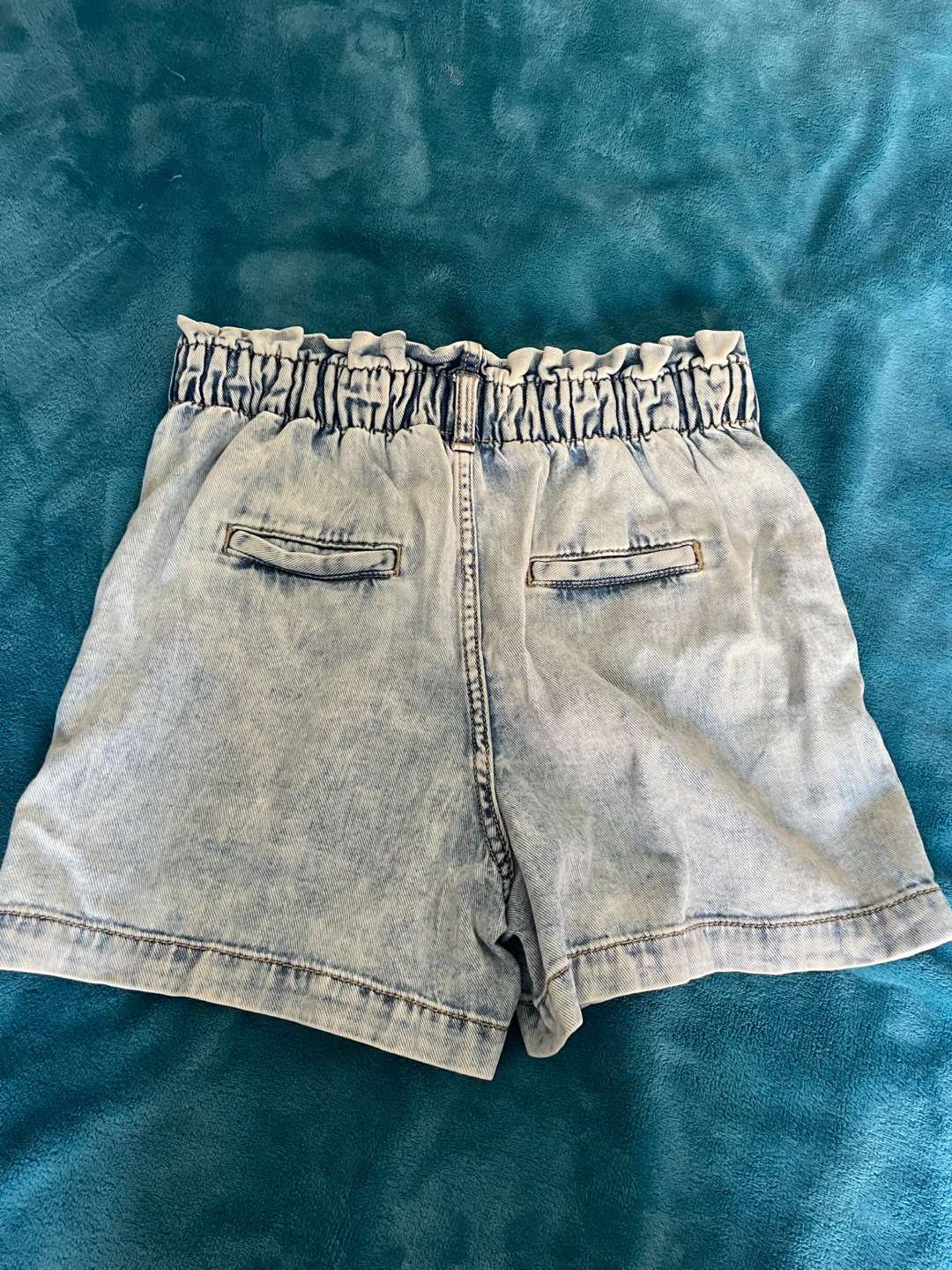 Banana Republic Acid Wash Denim Shorts - photo 4