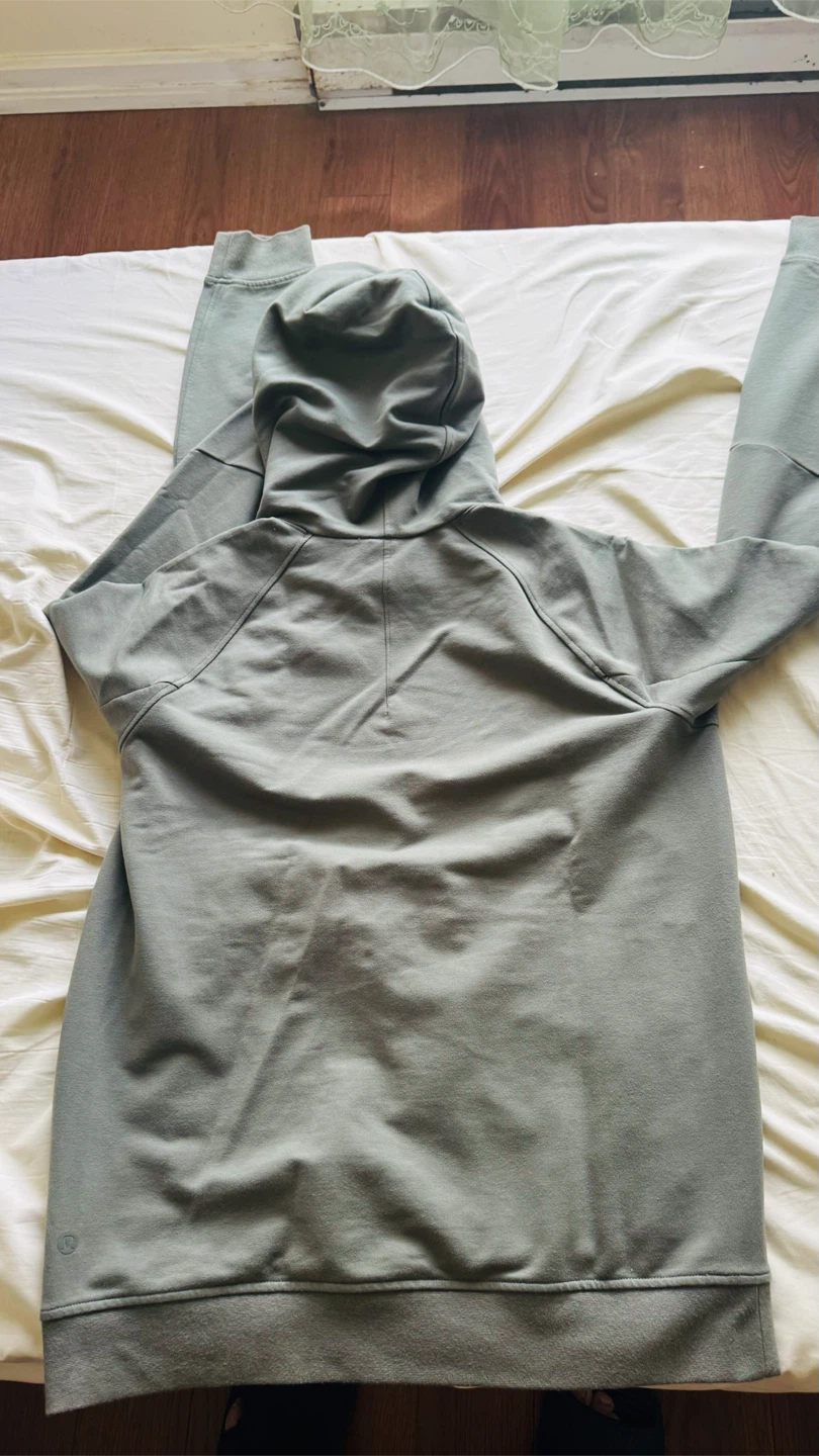 Lululemon smooth pull over - photo 2