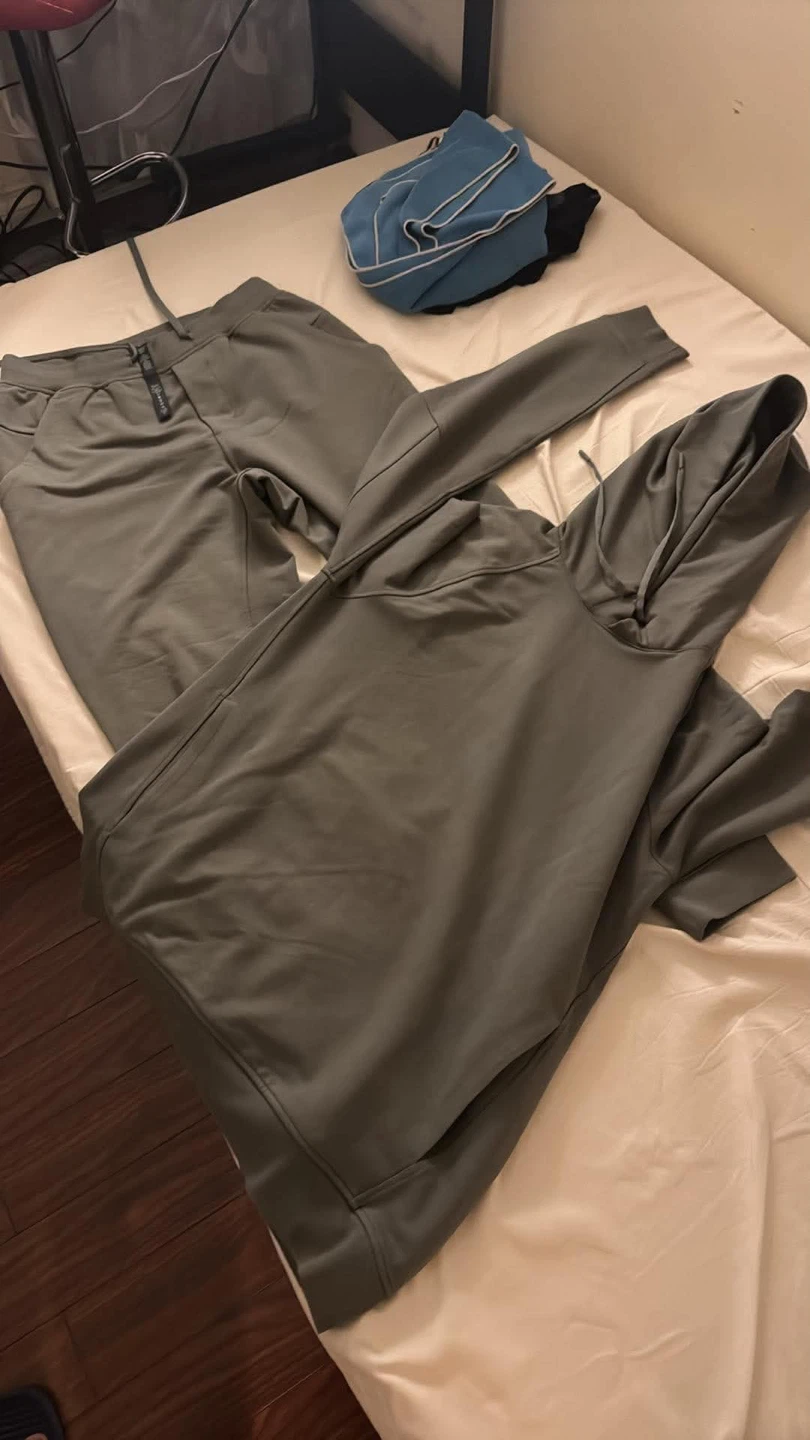 Lululemon smooth pull over - photo 4