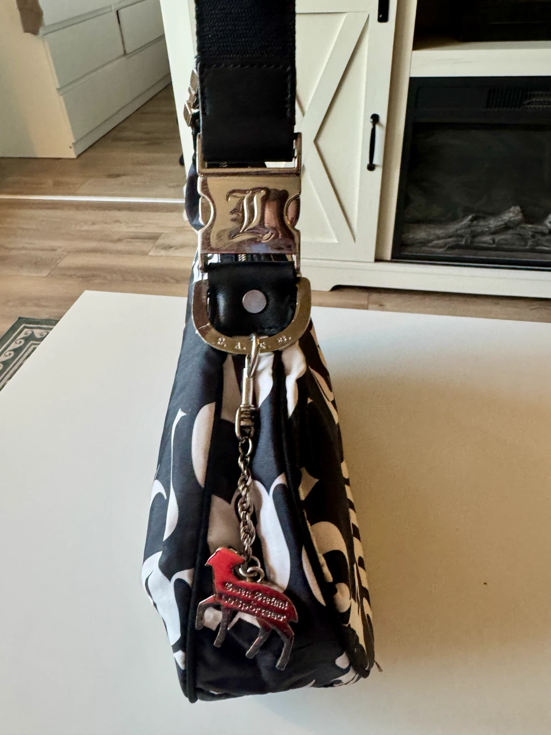 LeSportsac Gwen Stefani "Love And Lamb" Shoulder Bag - photo 5