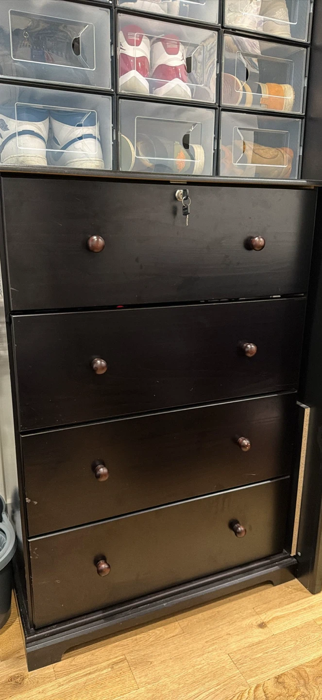 Black 4-Drawer Dresser - photo 2