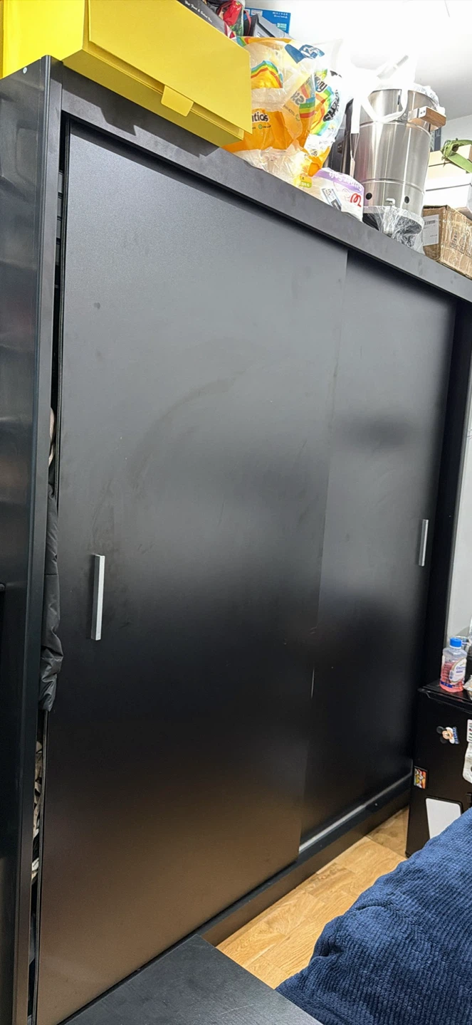 Black Sliding Door Wardrobe / Massive Closet