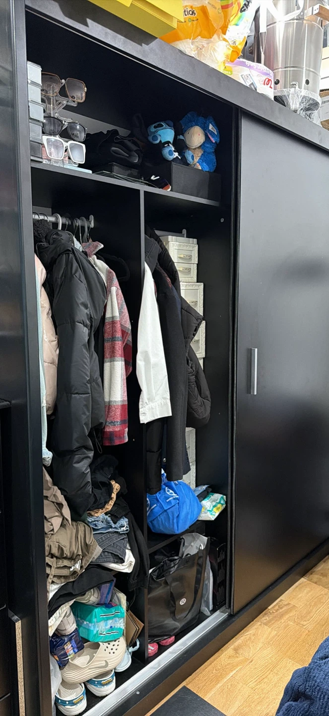 Black Sliding Door Wardrobe / Massive Closet - photo 2