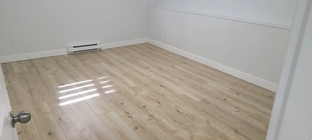 2-Bedroom Basement Suite in Fraser Heights – 1,300 Sq Ft - photo 3