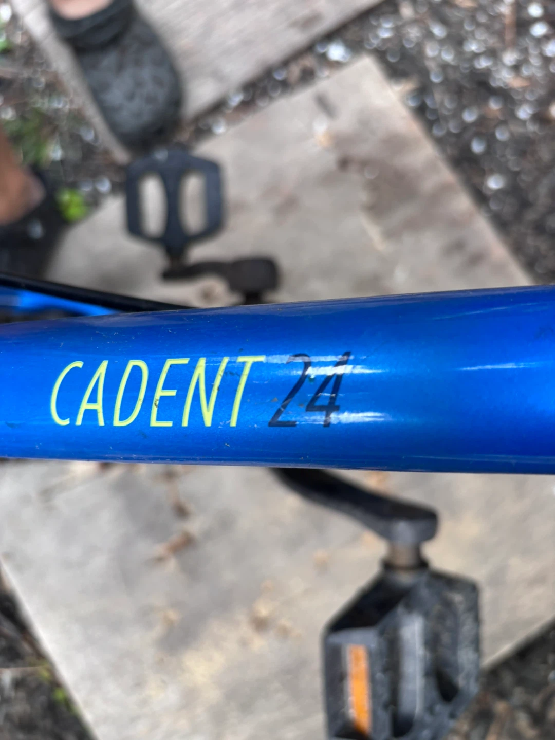 Raleigh Cadent 24 Kids Bike - photo 3