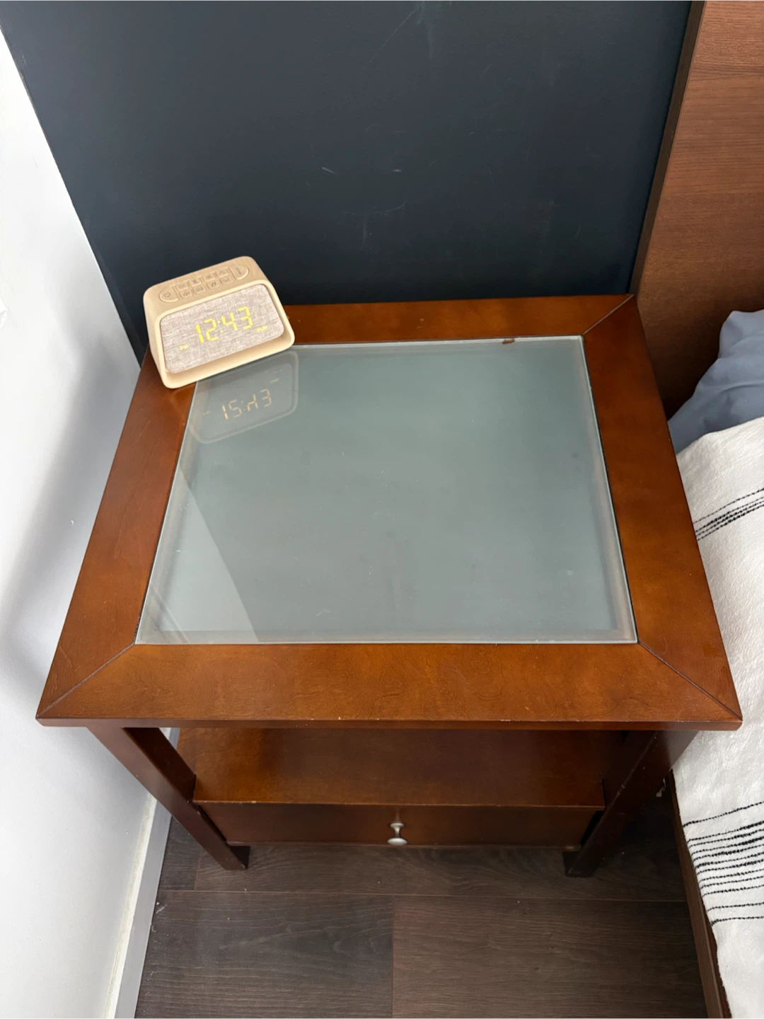2 night Stands - photo 2