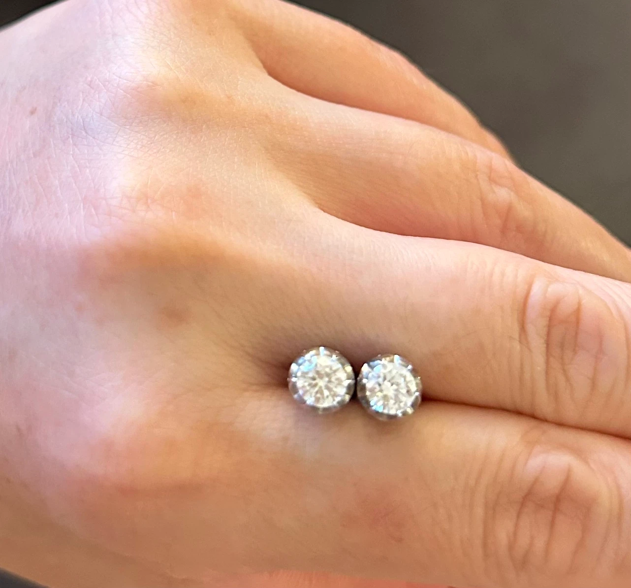 Sparkly 925 silver w/ CZ Stud Earrings - photo 2