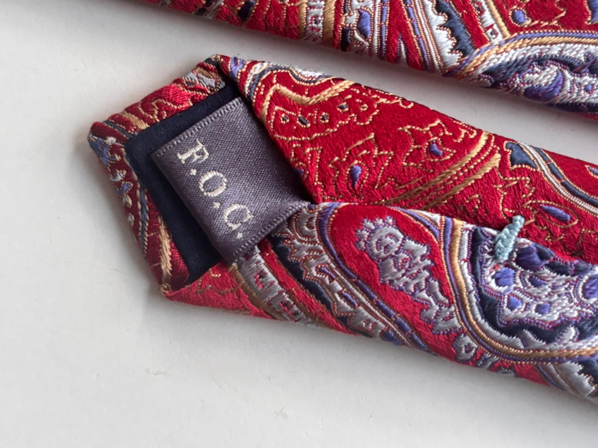 Forsyth of Canada Red Paisley Silk Tie - photo 3