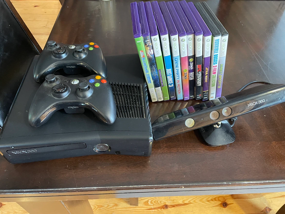 Xbox 360 console, controllers, games
