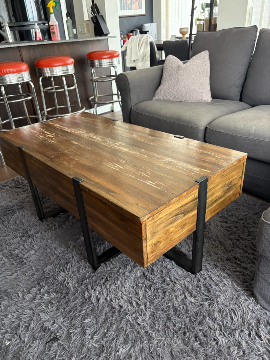 High end coffee table